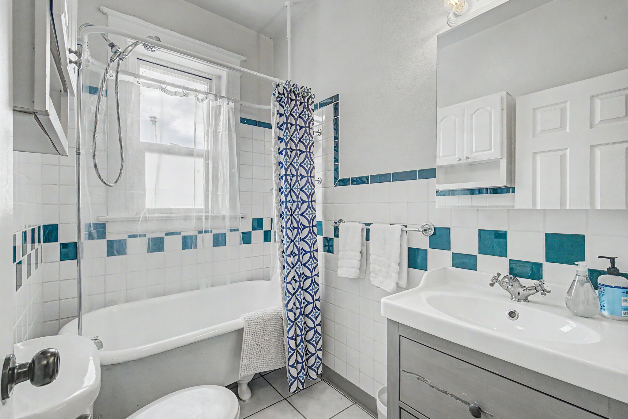 Bedroom 2 Built-in Niche