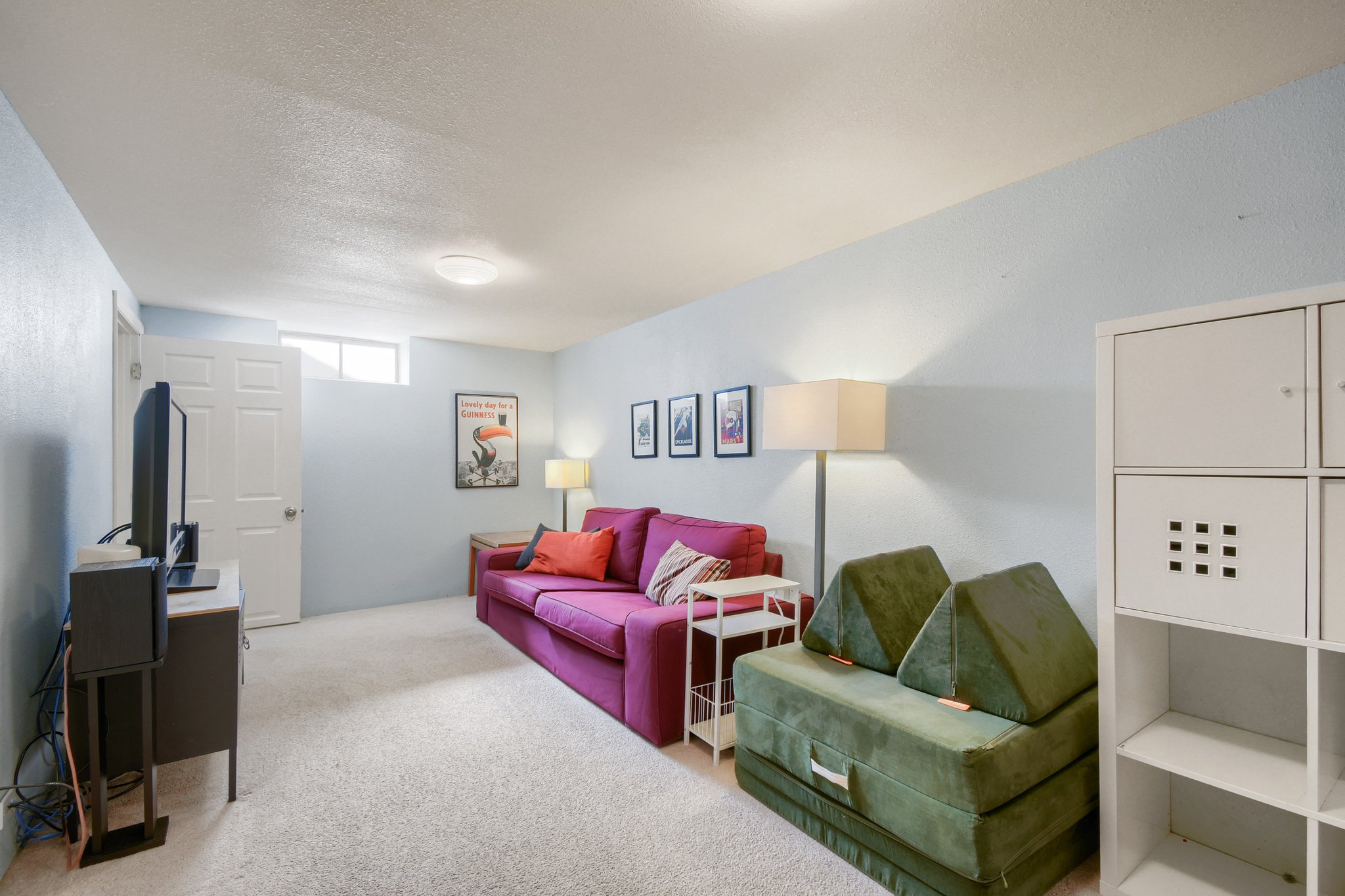 Basement recreation room