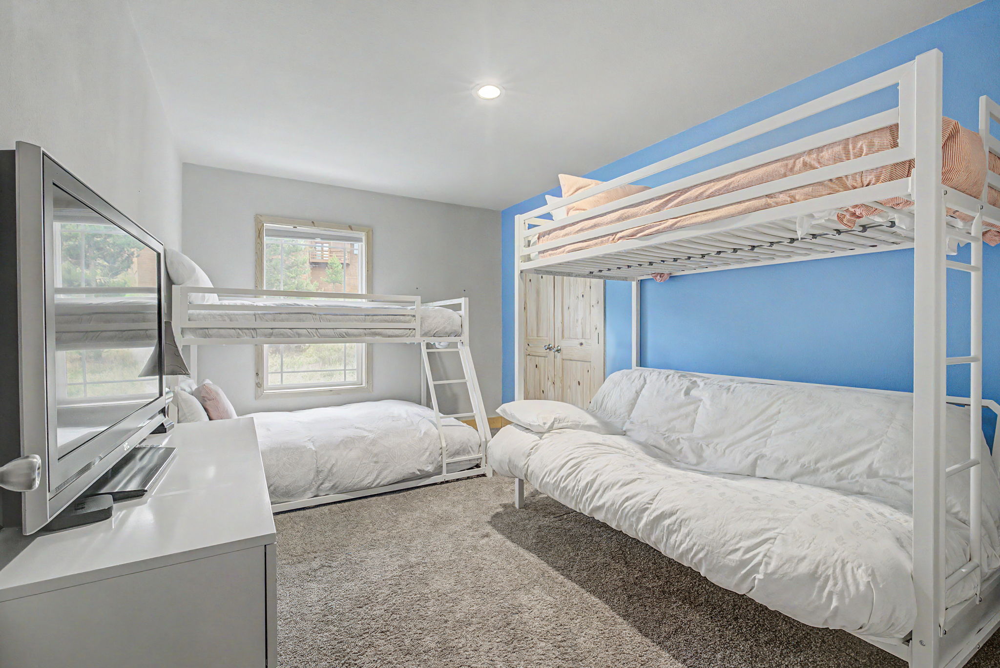 Bunk Room